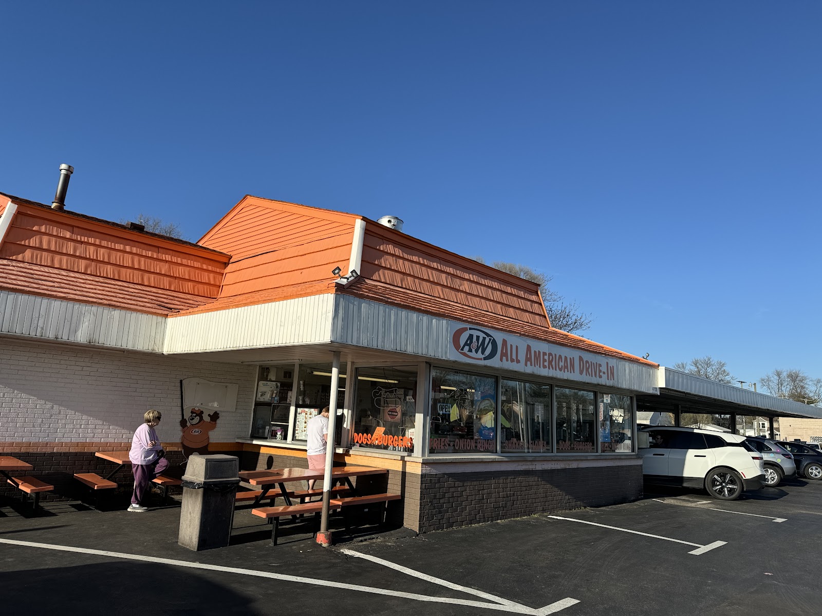 A&W Restaurant in Berkley